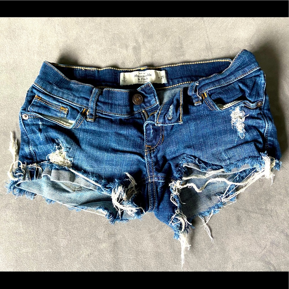 Abercrombie & Fitch Denim shorts